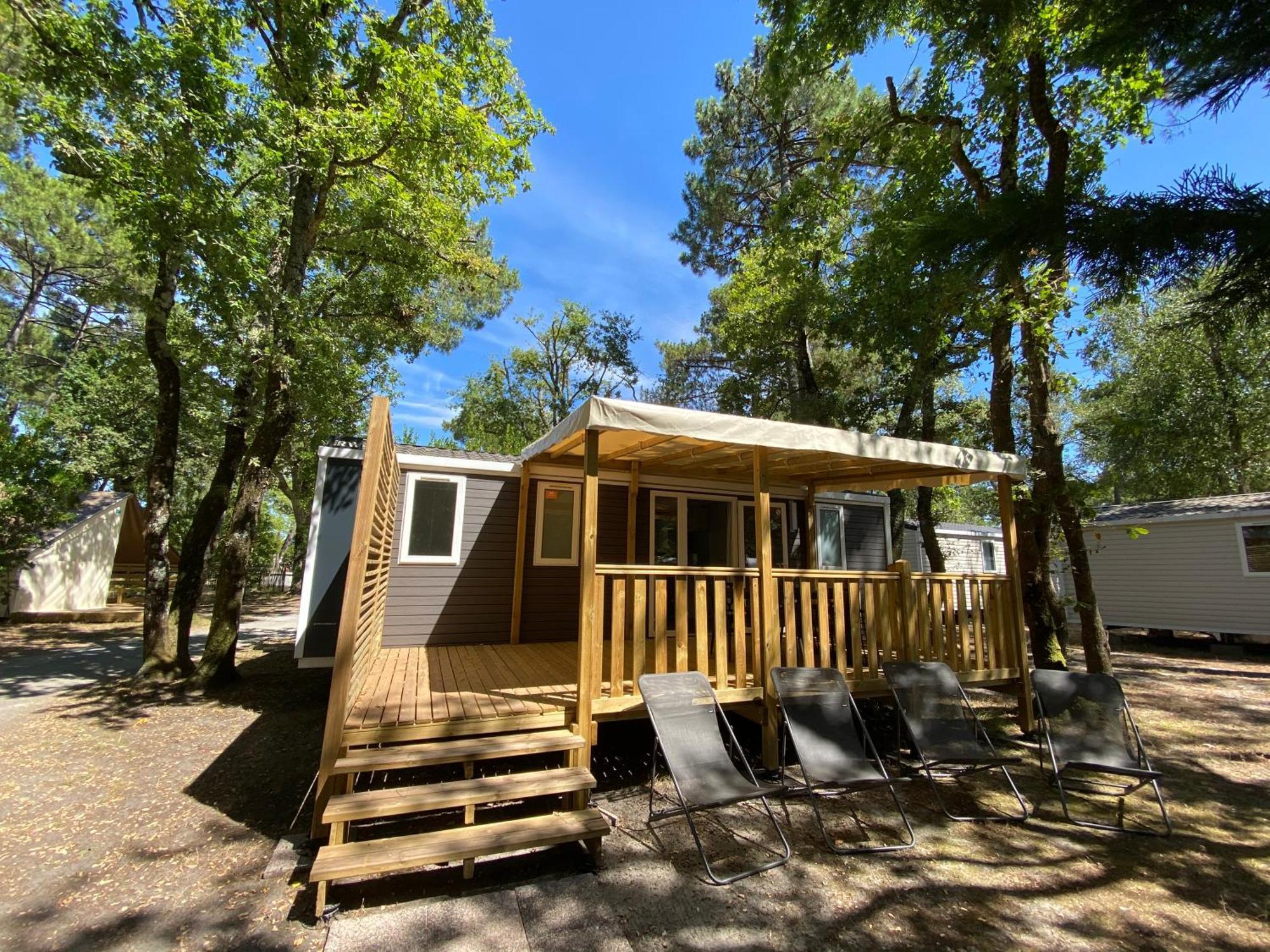 Camping Les Ourmes Hourtin Exterior photo